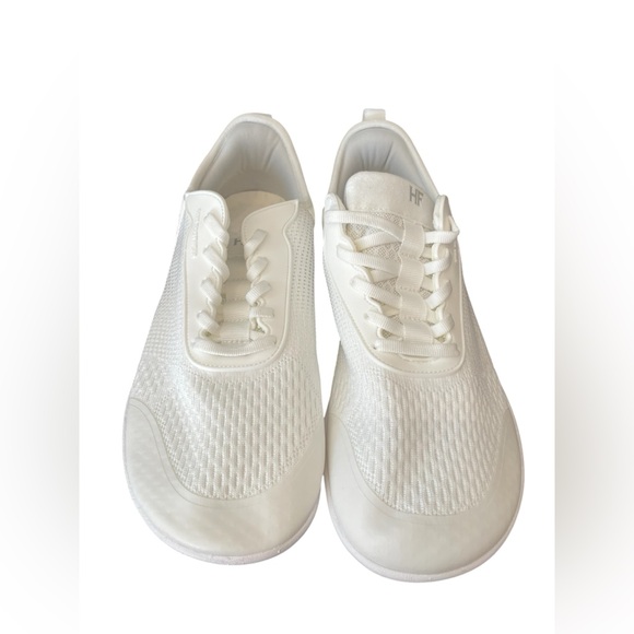 Hike Footwear Stride Size Women’s 9/9.5, Men’s 7/7.5 White - Picture 2 of 11